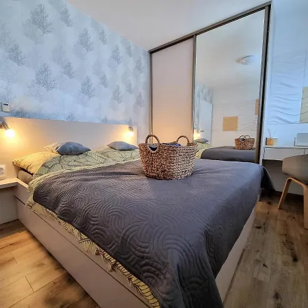 נובה מסטו נה מורבה Apartman Nad Arenou Nmnm מראה חיצוני תמונה