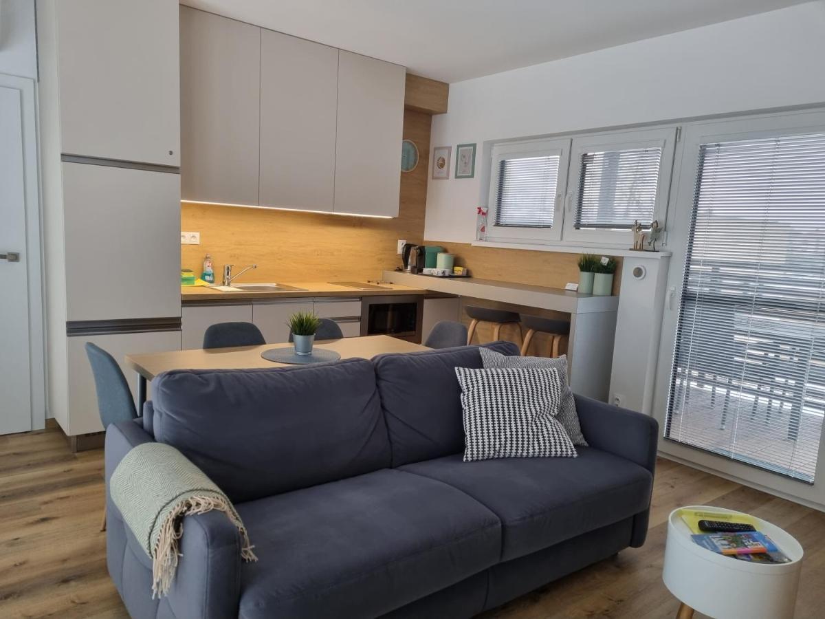 Nad Arenou Nmnm Apartment